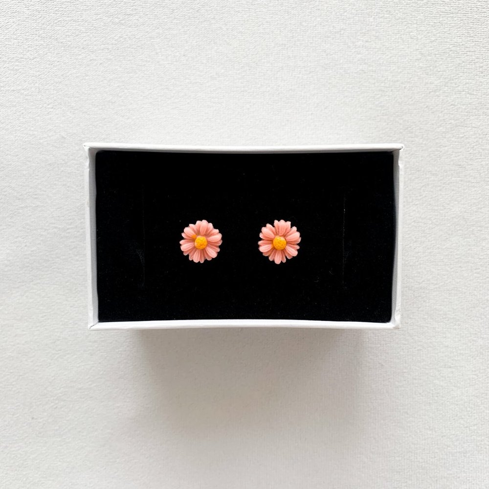 Light Pink Flower Stud Earrings